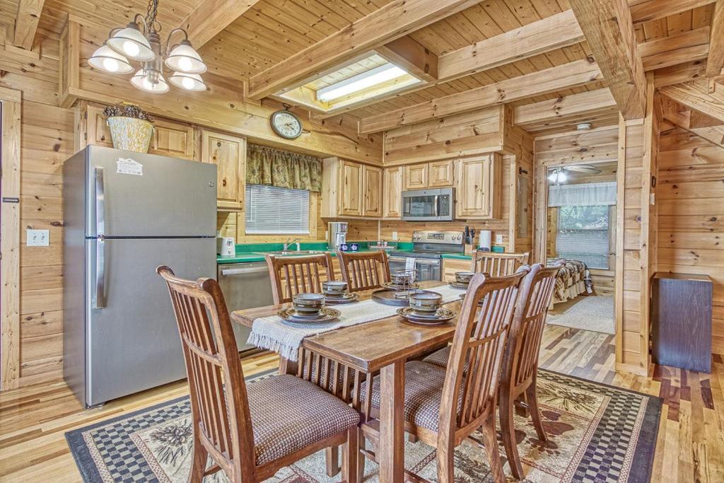 Villa Smoky Mountain Gem Gatlinburg Exterior foto